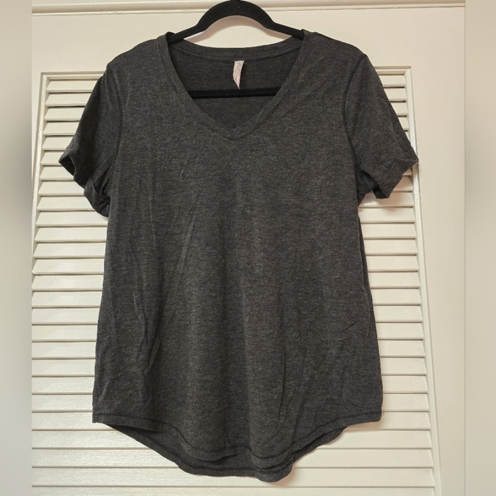 Velocity - Grey Short-Sleeve Casual Top